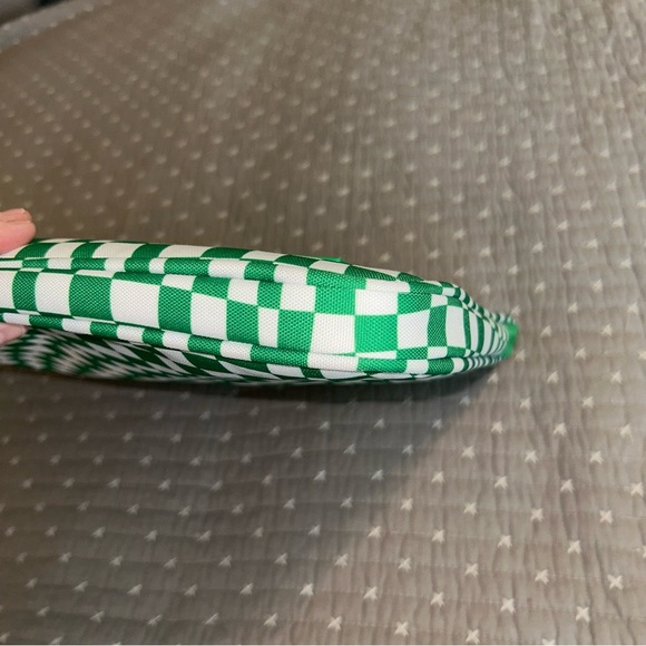Calpak Green and White Checkered Laptop Sleeve - Like New! - Picture 6 of 7